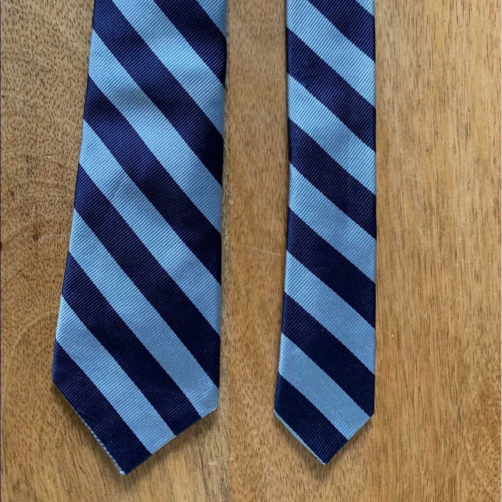 Navy and chambray blue men’s tie